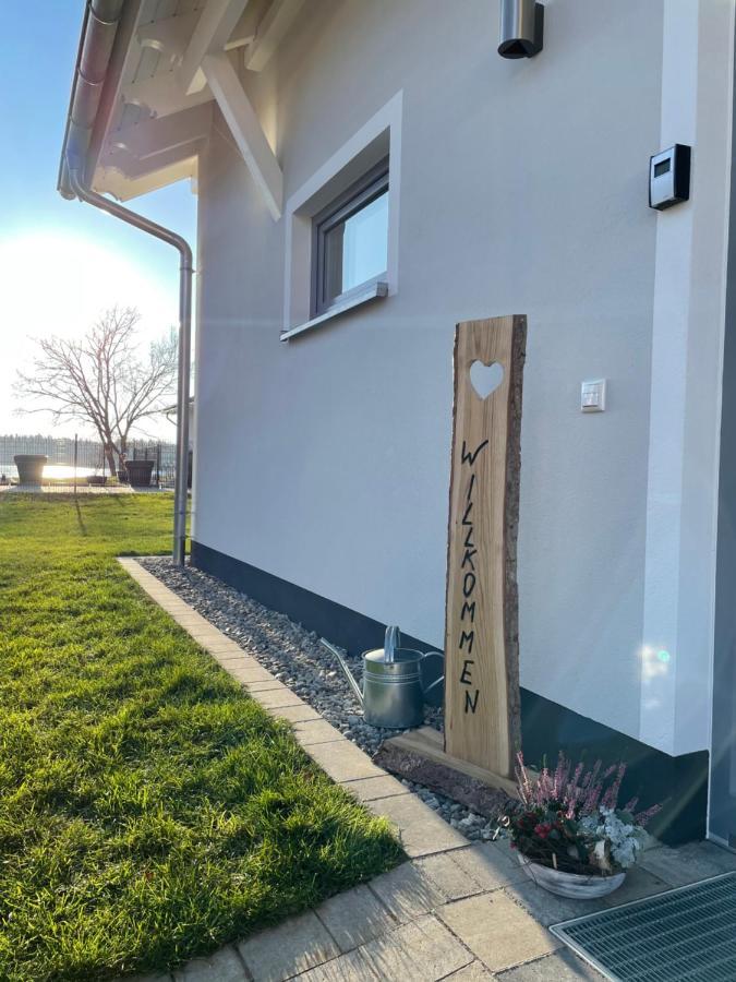 5 Sterne-Ferienhaus Eisvogel Am See Mit Sauna Und Kamin 크라코프암지 외부 사진