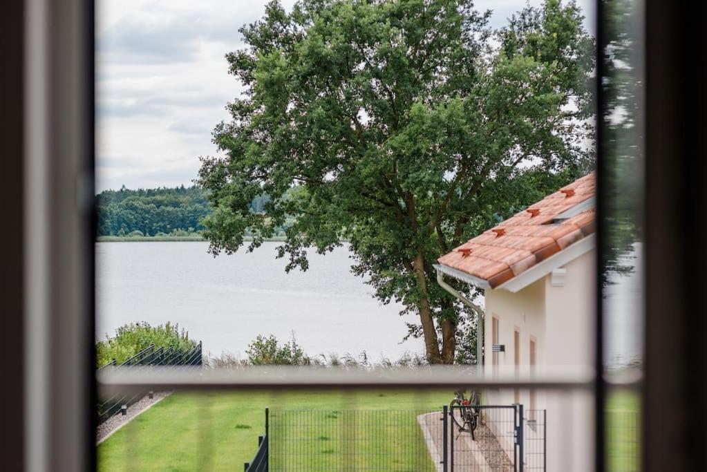 5 Sterne-Ferienhaus Eisvogel Am See Mit Sauna Und Kamin 크라코프암지 외부 사진